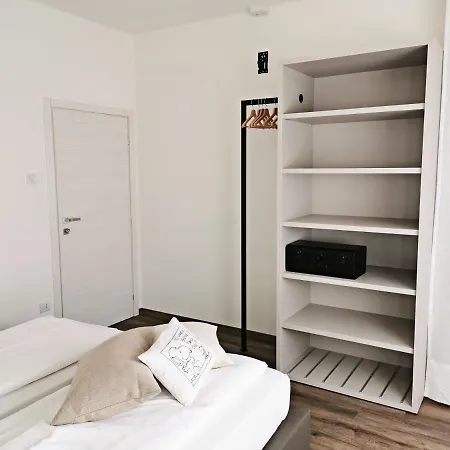 Paola Bed & Breakfast